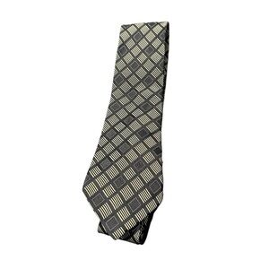 Marc Anthony Men’s 100% Silk Tie – Classic Pattern / Color